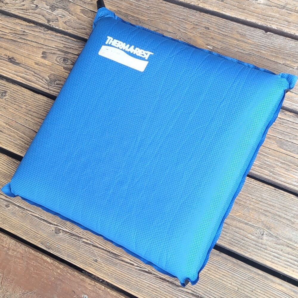 Therm-a-Rest Seat Pad Sit Blue Self-Inflating Foam Camping Cushion Vintage USA